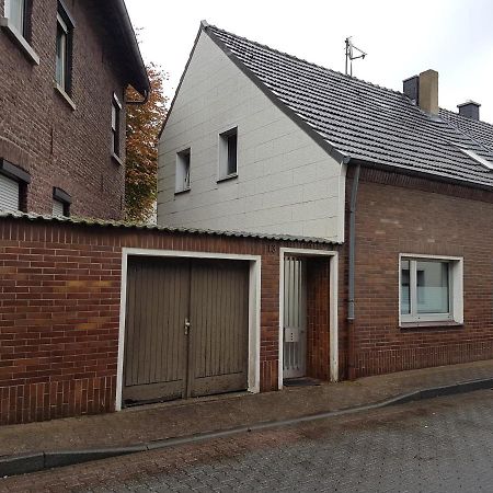 Ferienwohnung Linden 13 Willich Esterno foto